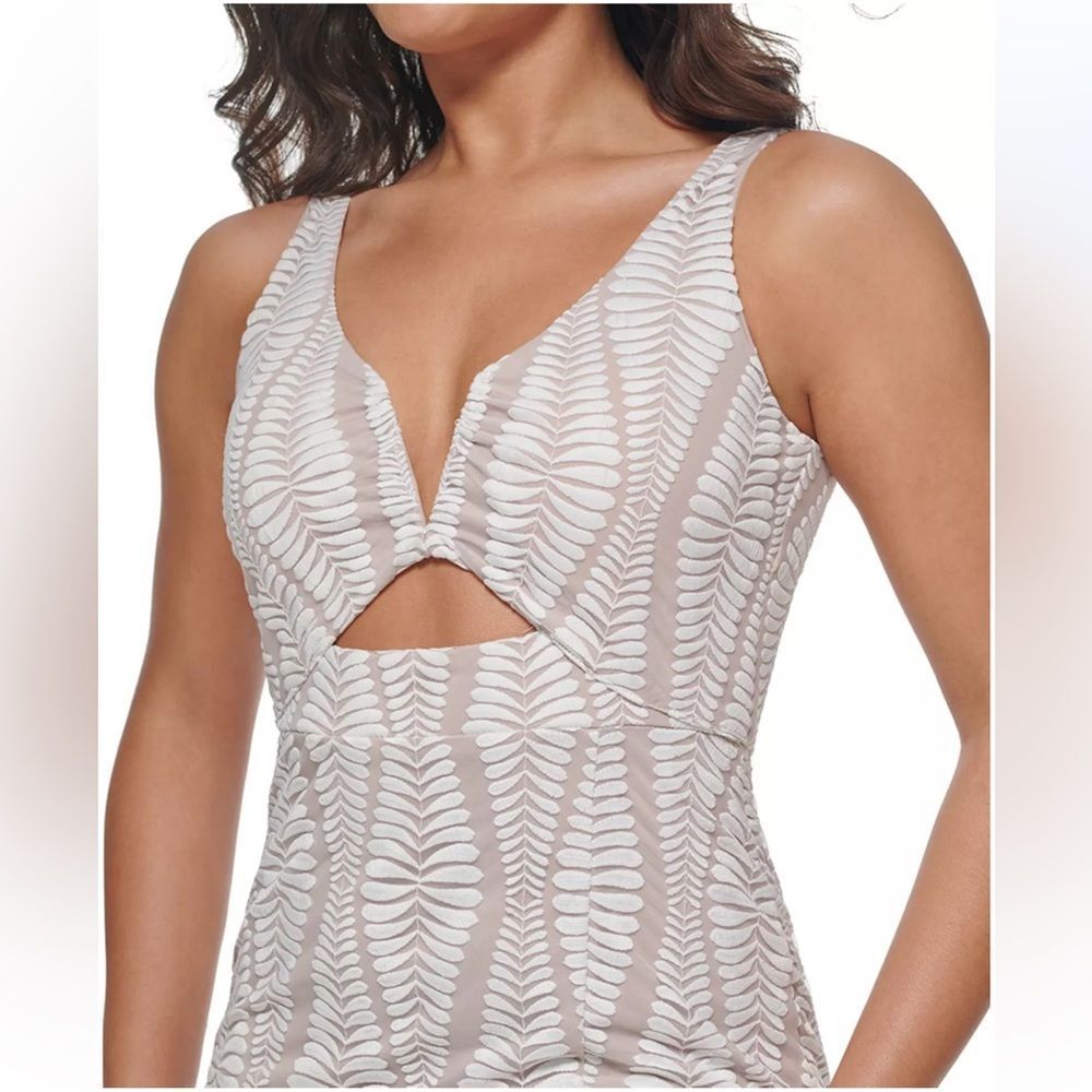 Guess | white and nude embroidered mesh sleeveless sheath dress | size 12 NWT - Picture 5 of 9